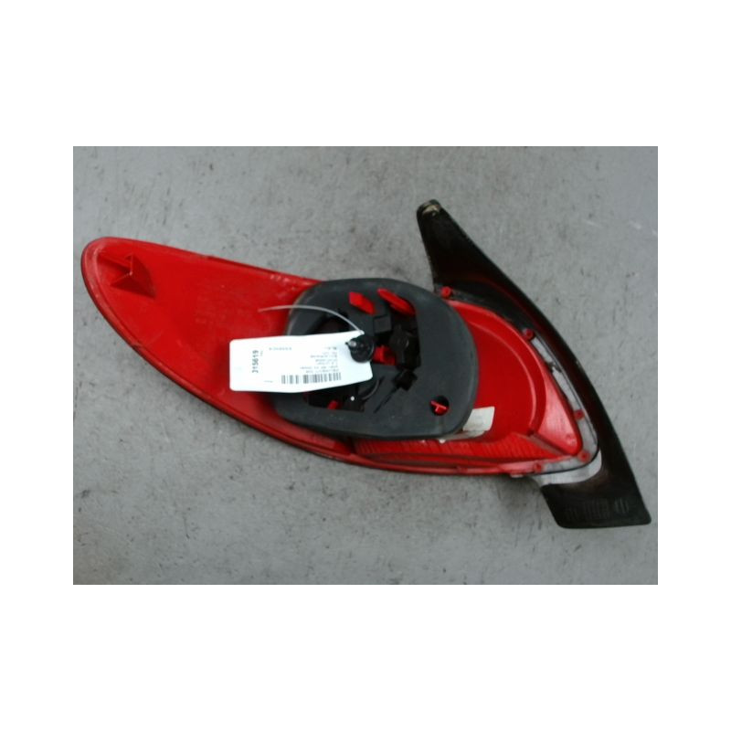 FEU ARRIERE DROIT PEUGEOT 206+ 2009-
