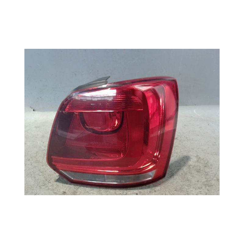 FEU ARRIERE DROIT VOLKSWAGEN POLO 2009-