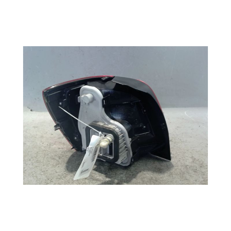 FEU ARRIERE DROIT VOLKSWAGEN POLO 2009-