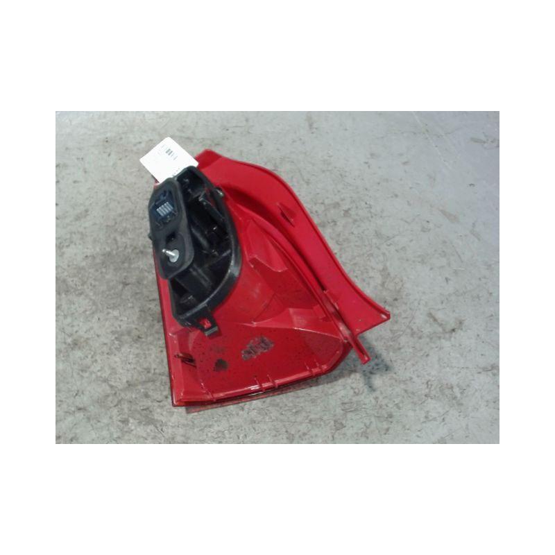 FEU ARRIERE DROIT RENAULT TWINGO 2 2010-