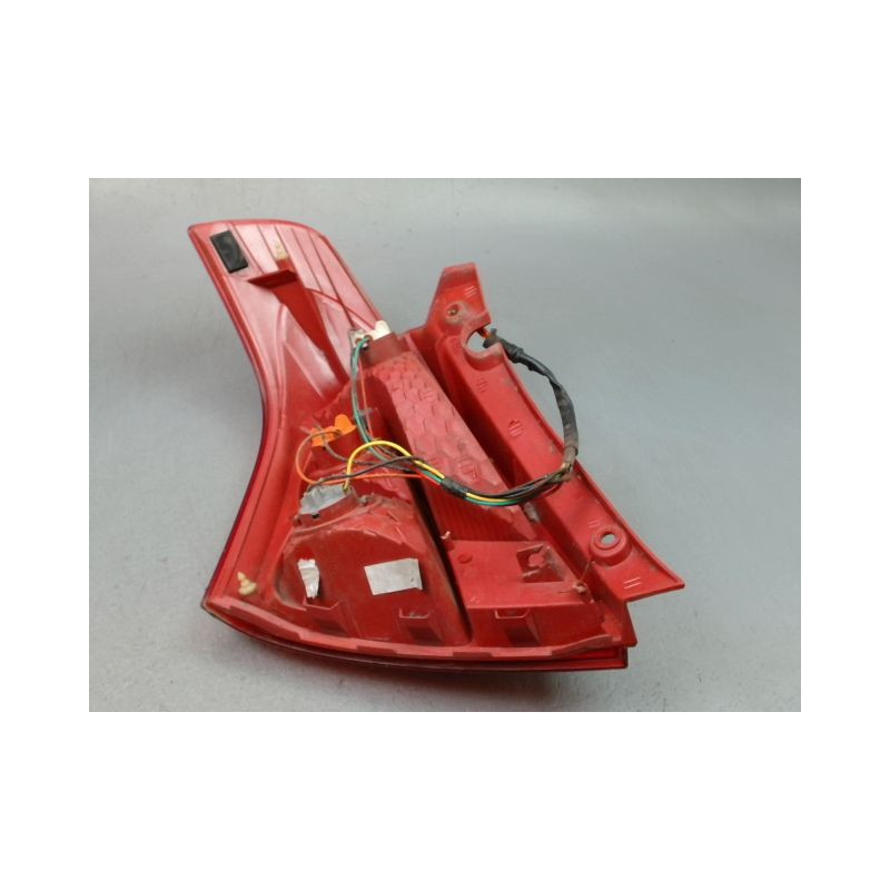 FEU ARRIERE DROIT SUZUKI SWIFT III 2005-2011