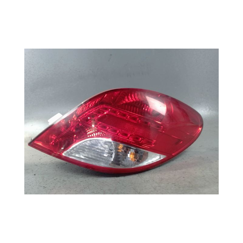 FEU ARRIERE DROIT PEUGEOT 207 3P