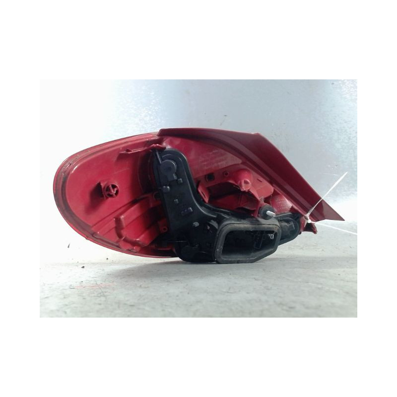FEU ARRIERE DROIT PEUGEOT 207 3P