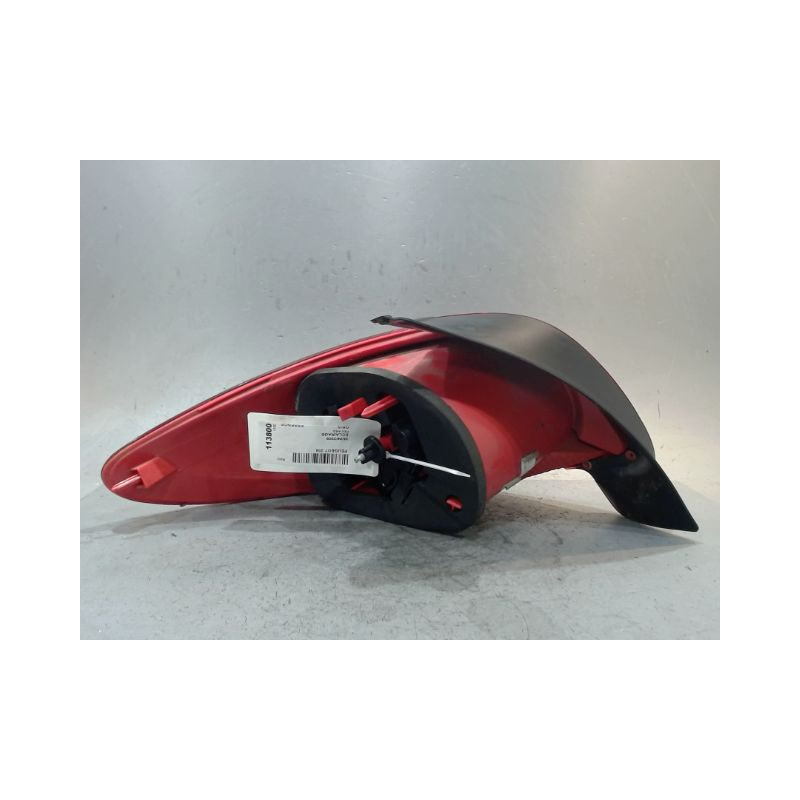 FEU ARRIERE DROIT PEUGEOT 206
