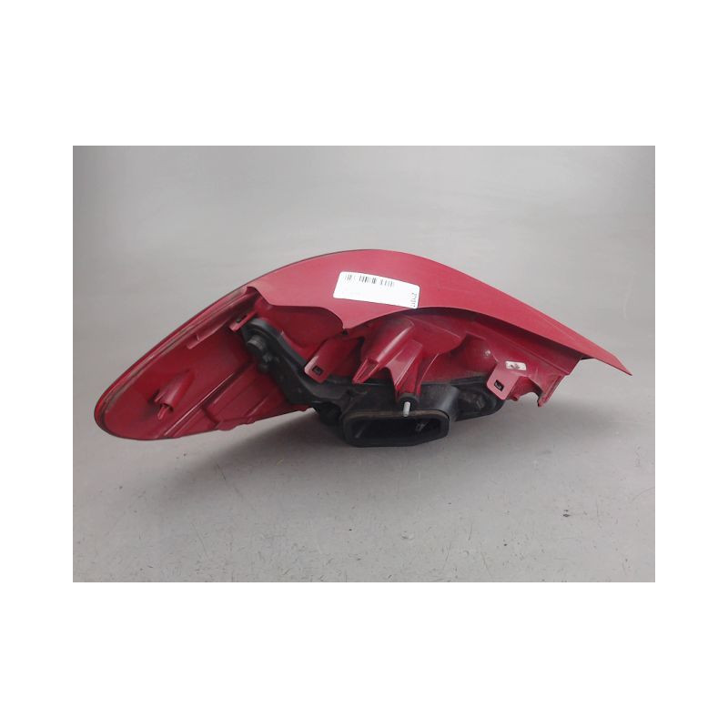 FEU ARRIERE DROIT PEUGEOT 207