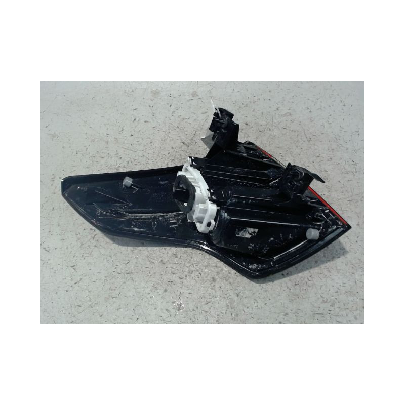 FEU ARRIERE DROIT CITROEN C4 2010-