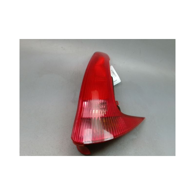FEU ARRIERE DROIT PEUGEOT 206 SW 2002-2006