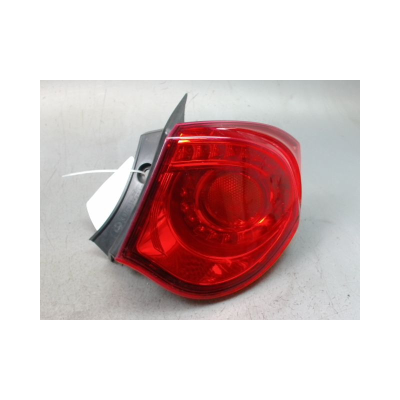 FEU ARRIERE DROIT ALFA ROMEO GUILIETTA 2010-