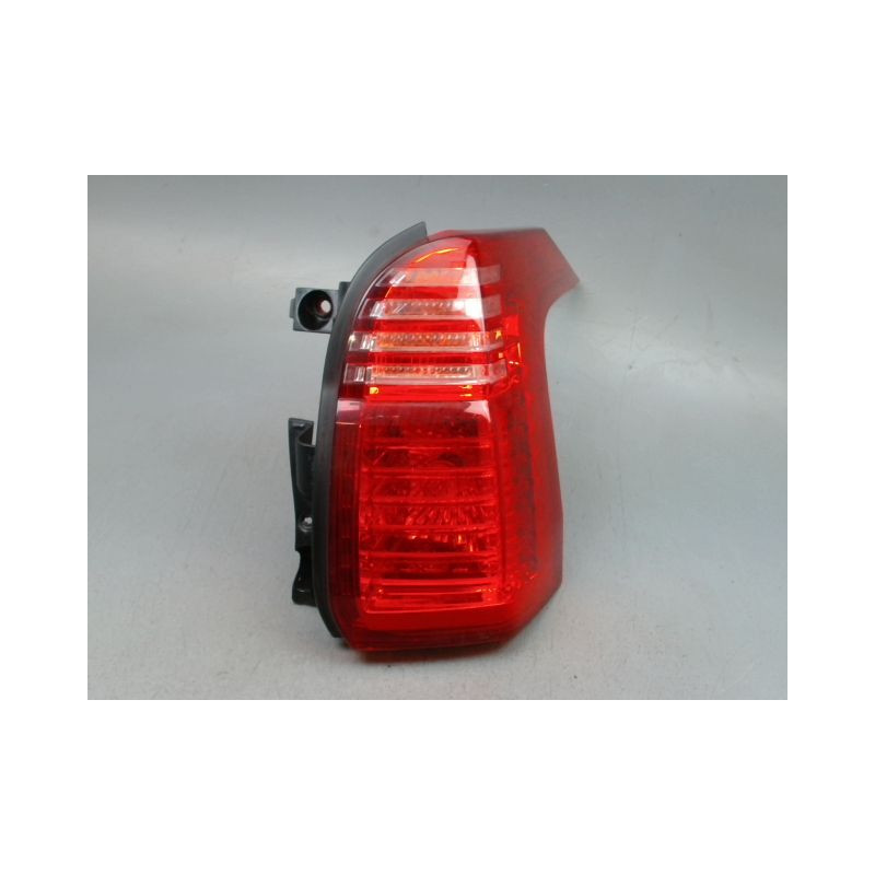 FEU ARRIERE DROIT PEUGEOT 5008 MONOSP. I Phase 1 2009-2013