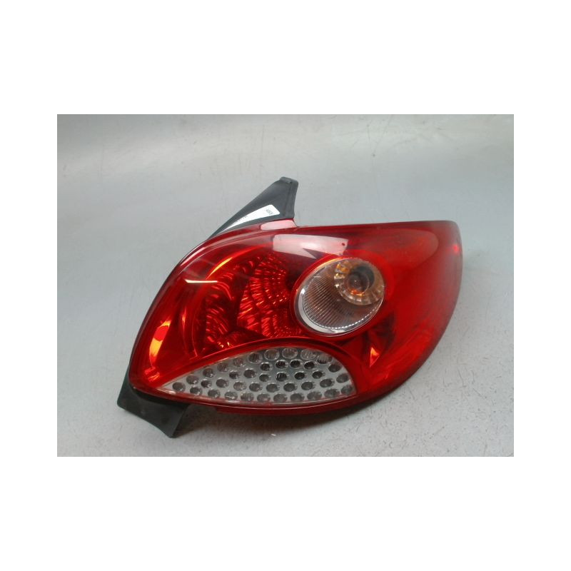 FEU ARRIERE DROIT PEUGEOT 206 + 2009-2013