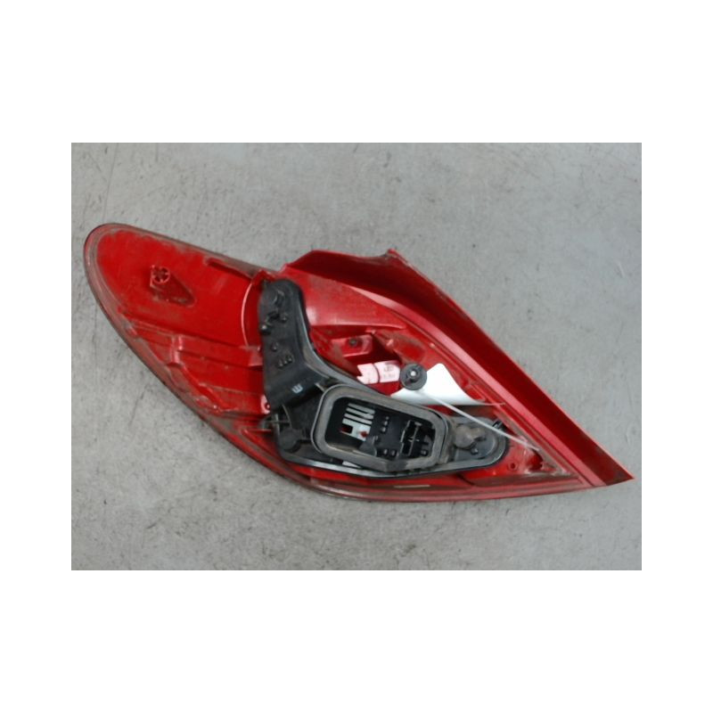 FEU ARRIERE DROIT PEUGEOT 207 5P