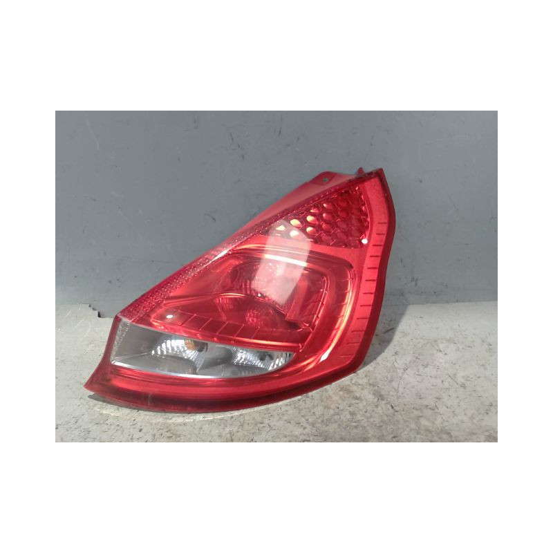 FEU ARRIERE DROIT FORD FIESTA 2010-