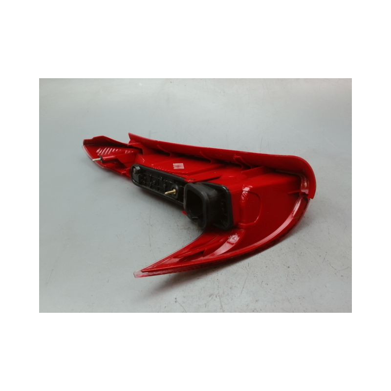 FEU ARRIERE DROIT PEUGEOT 206 SW 2002-2006