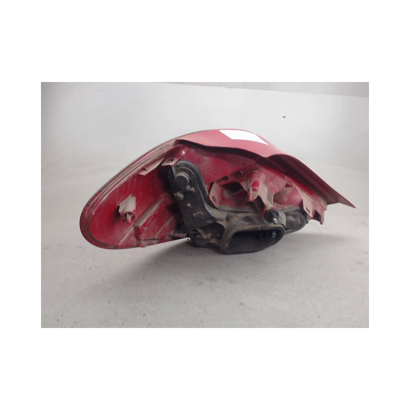 FEU ARRIERE DROIT PEUGEOT 207