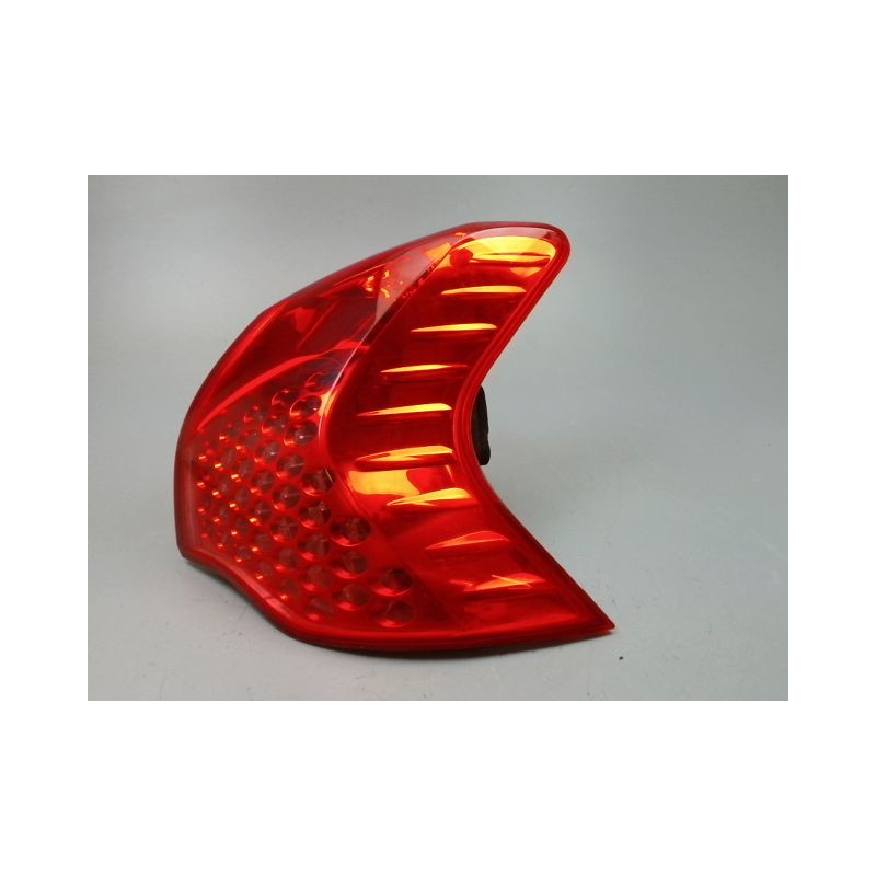 FEU ARRIERE DROIT PEUGEOT 3008 BREAK I Phase 1 2009-2013