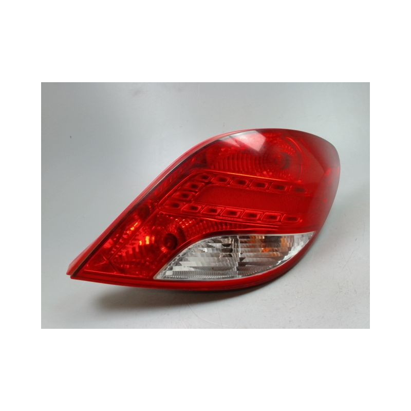 FEU ARRIERE DROIT PEUGEOT 207 2006-2013