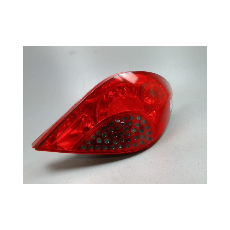 FEU ARRIERE DROIT PEUGEOT 207 2006-2013