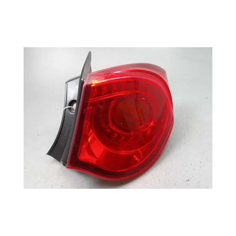 FEU ARRIERE DROIT ALFA ROMEO GUILIETTA 2010-