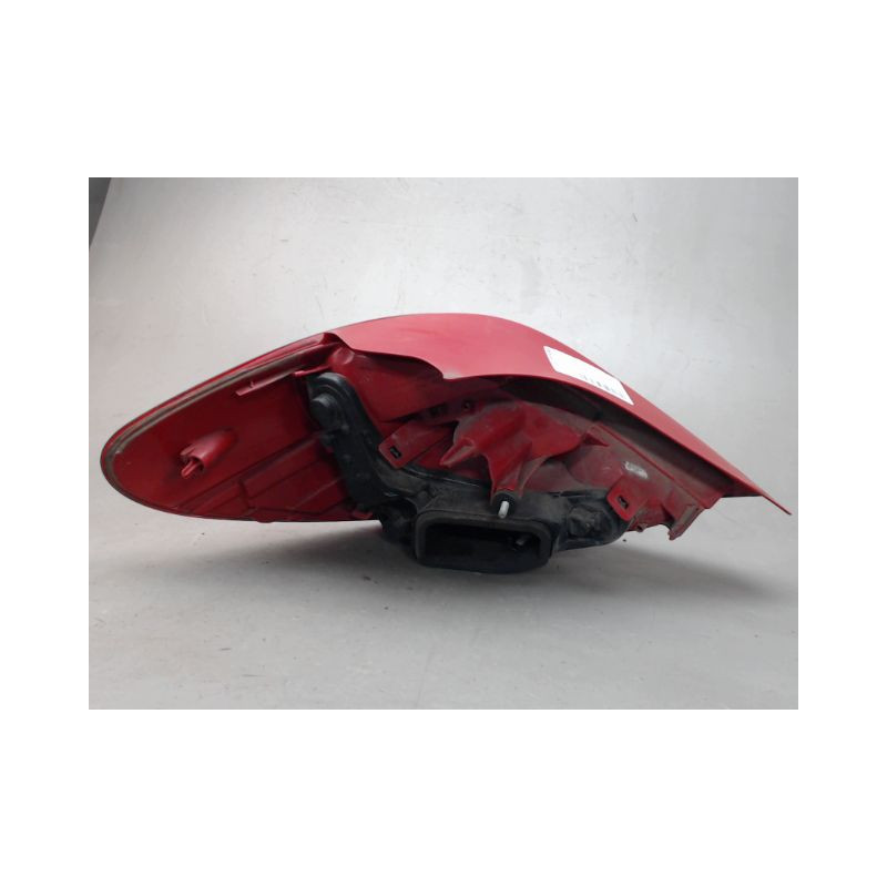 FEU ARRIERE DROIT PEUGEOT 207