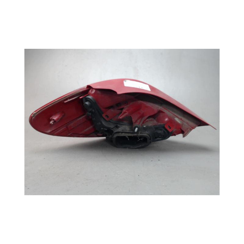 FEU ARRIERE DROIT PEUGEOT 207