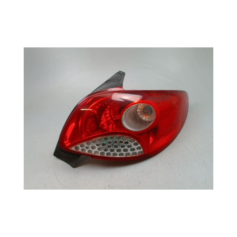 FEU ARRIERE DROIT PEUGEOT 206 + 2009-2013