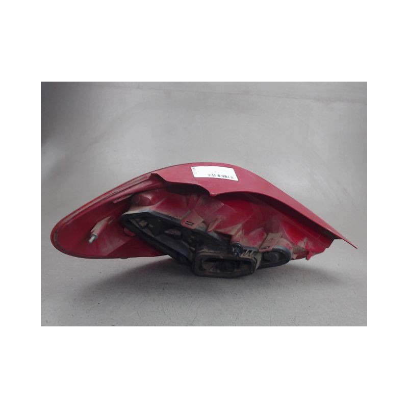 FEU ARRIERE DROIT PEUGEOT 207