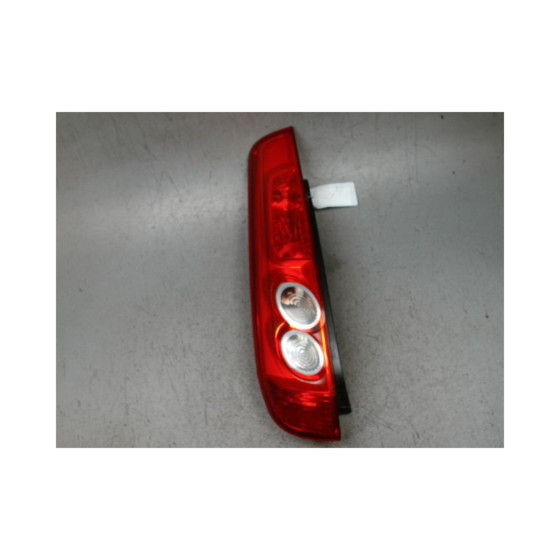 FEU ARRIERE DROIT FORD FIESTA 2005-