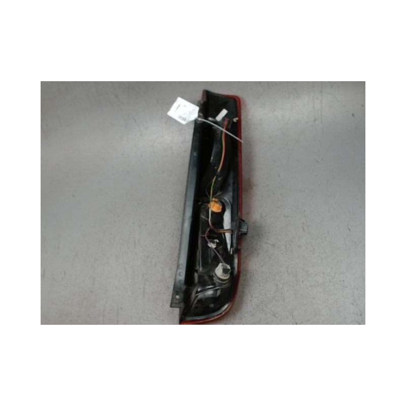 FEU ARRIERE DROIT FORD FIESTA 2005-
