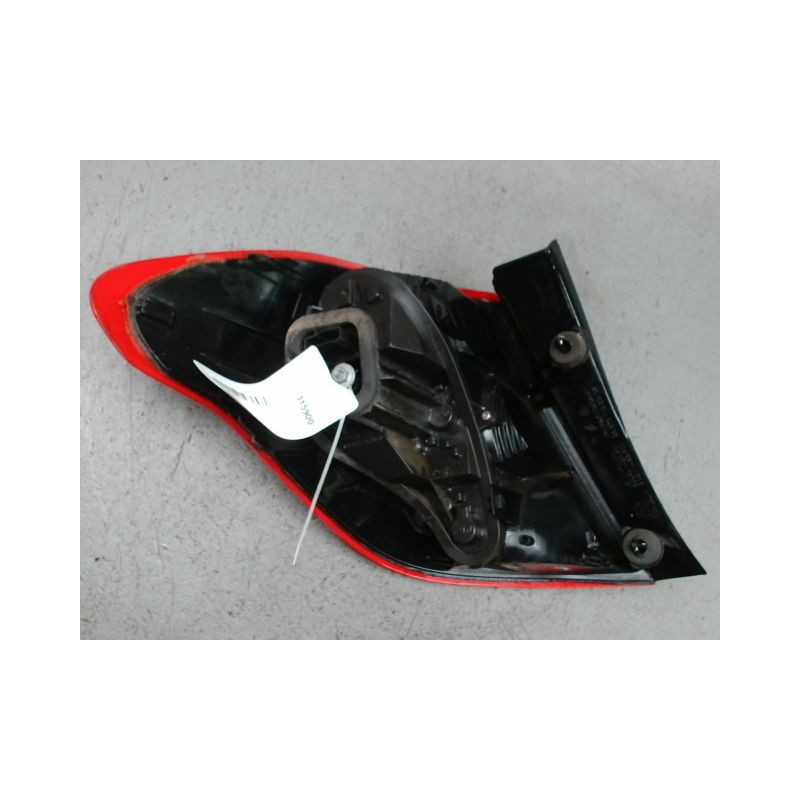 FEU ARRIERE DROIT CITROEN C4 2010-