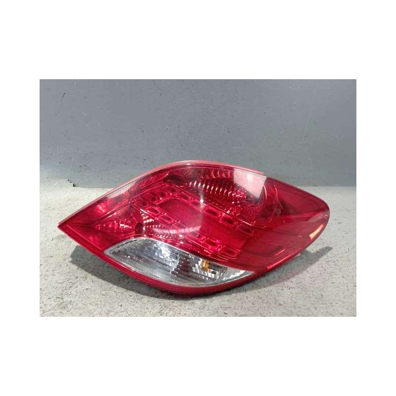 FEU ARRIERE DROIT PEUGEOT 207 2009-