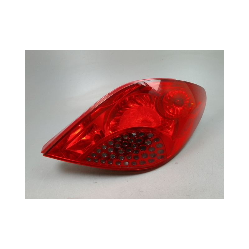 FEU ARRIERE DROIT PEUGEOT 207 2006-2013