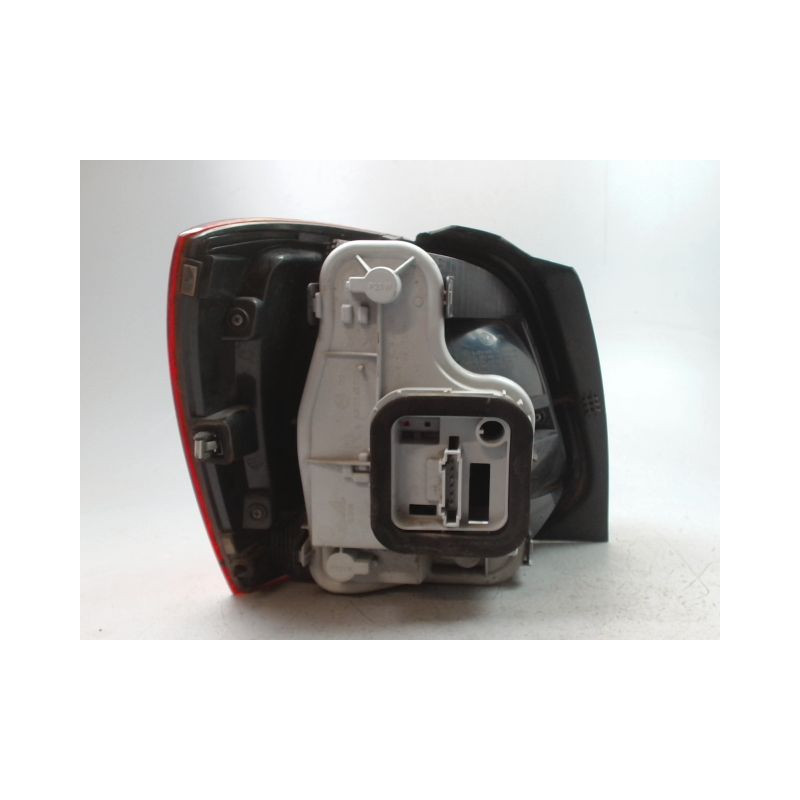 FEU ARRIERE DROIT VOLKSWAGEN POLO V Phase 1 (6R) 2009-2014