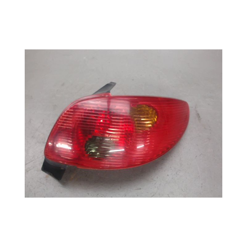 FEU ARRIERE DROIT PEUGEOT 206