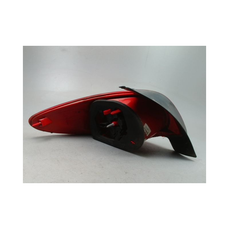FEU ARRIERE DROIT PEUGEOT 206 + 2009-2013