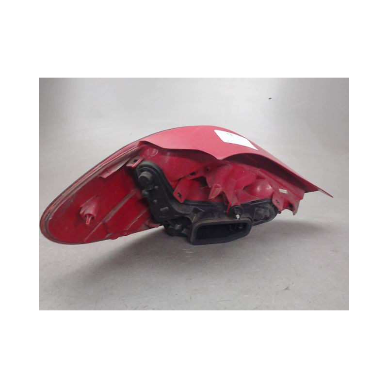 FEU ARRIERE DROIT PEUGEOT 207