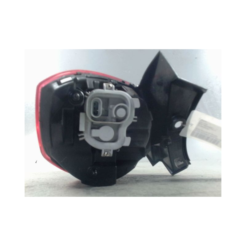 FEU ARRIERE DROIT ALFA ROMEO GUILIETTA 2010-