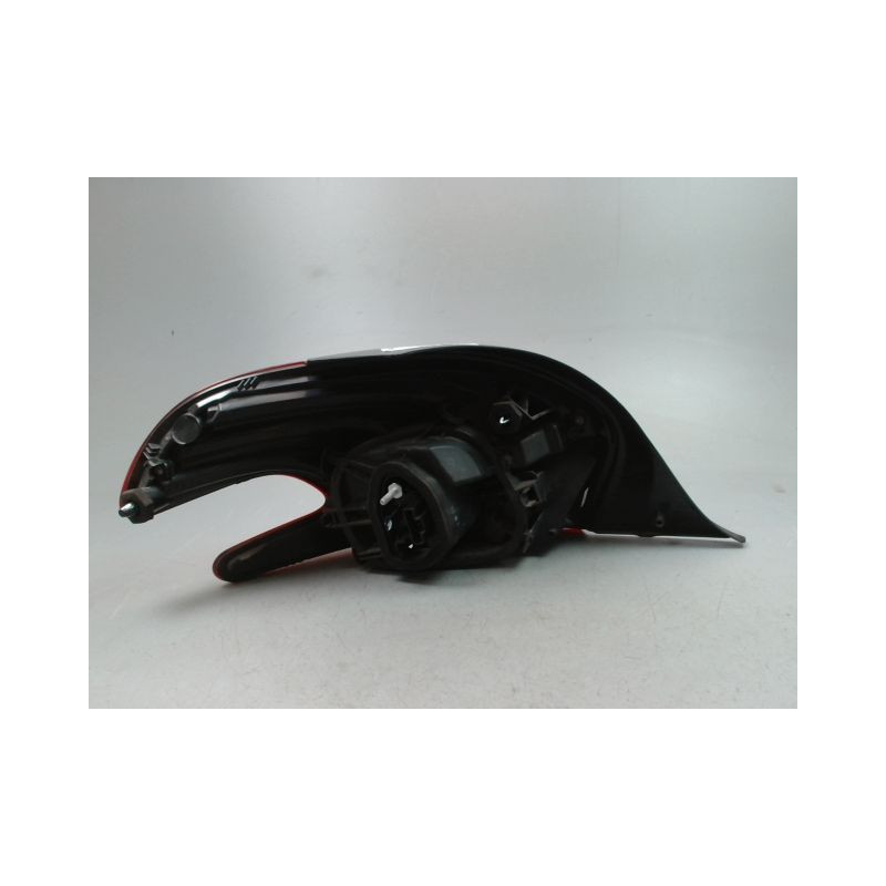 FEU ARRIERE DROIT PEUGEOT 208 Phase 1 2012-...