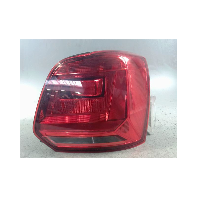 FEU ARRIERE DROIT VOLKSWAGEN POLO 2009-