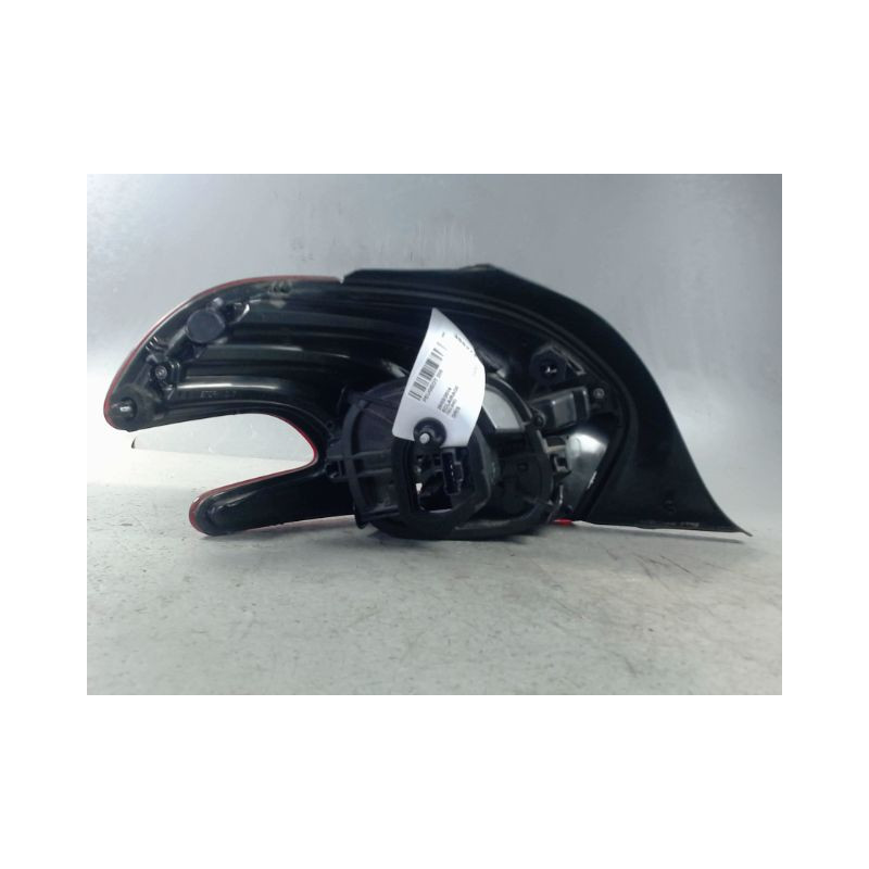 FEU ARRIERE DROIT PEUGEOT 208
