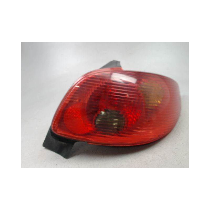 FEU ARRIERE DROIT PEUGEOT 206 1998-2009