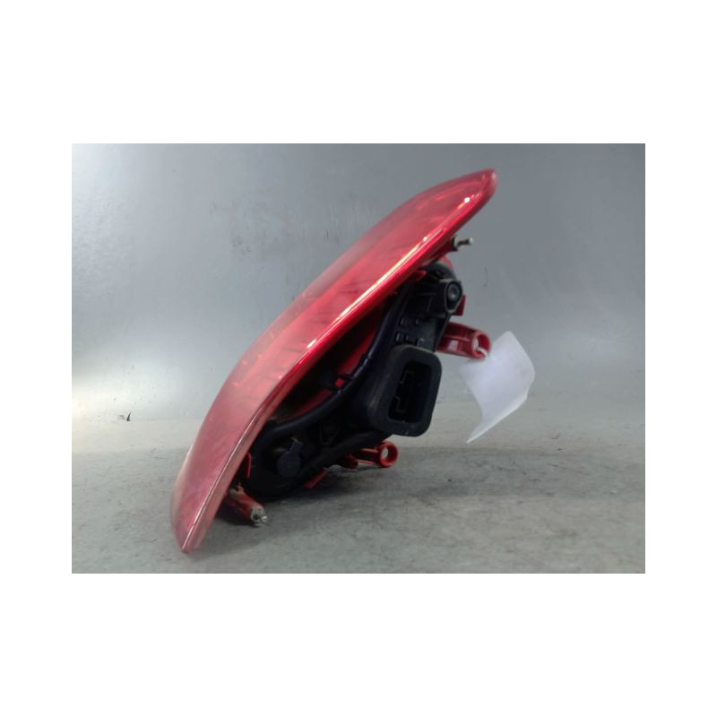 FEU ARRIERE DROIT PEUGEOT 3008 2009-
