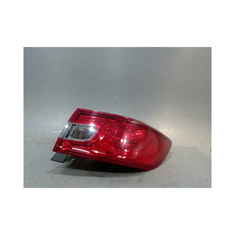 FEU ARRIERE DROIT RENAULT CLIO
