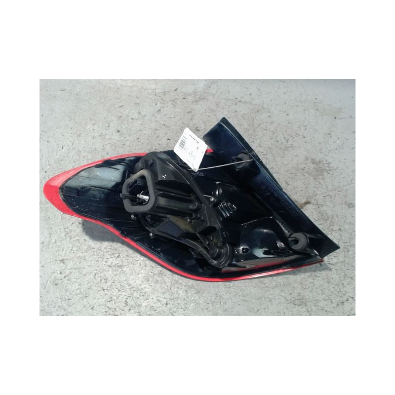 FEU ARRIERE DROIT CITROEN C4 2010-