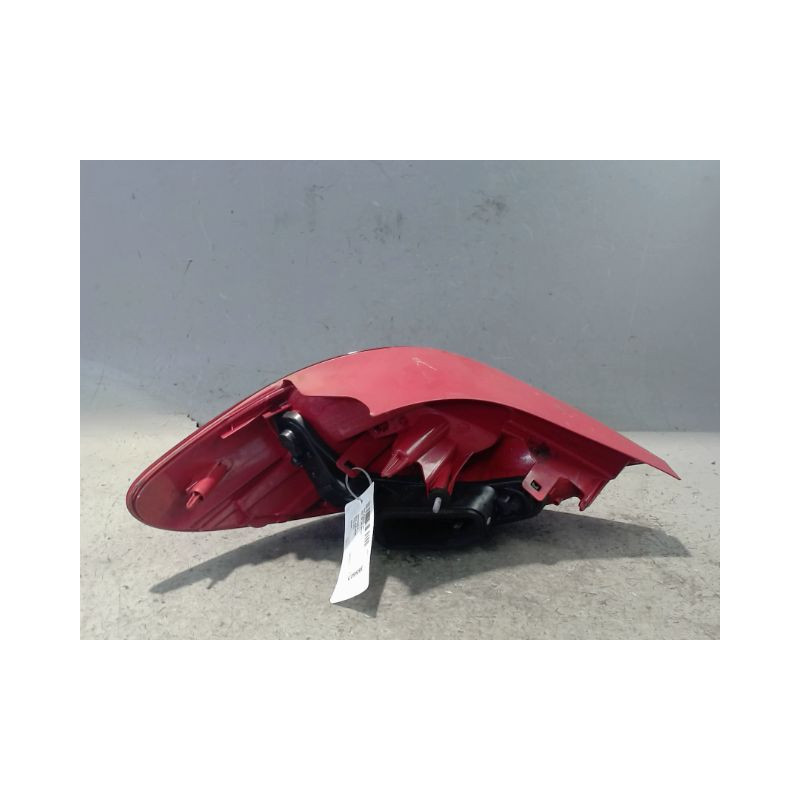 FEU ARRIERE DROIT PEUGEOT 207 2009-