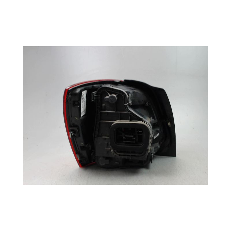 FEU ARRIERE DROIT VOLKSWAGEN POLO V Phase 1 (6R) 2009-...
