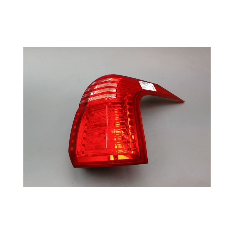 FEU ARRIERE DROIT PEUGEOT 5008 MONOSP. I Phase 1 2009-2013