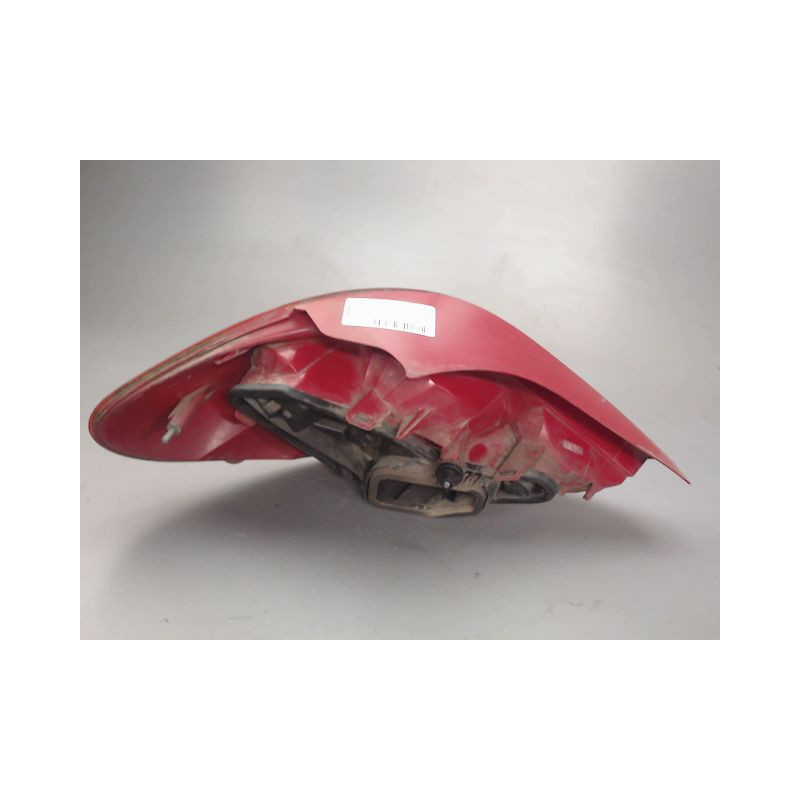 FEU ARRIERE DROIT PEUGEOT 207