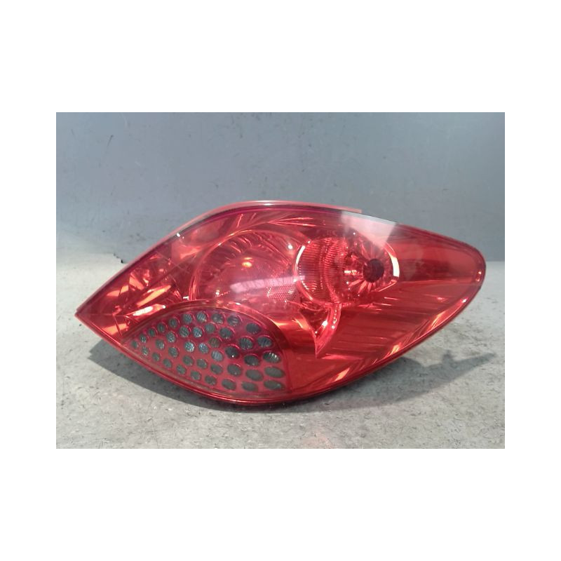 FEU ARRIERE DROIT PEUGEOT 207 5P