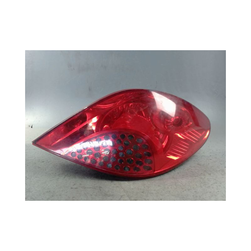 FEU ARRIERE DROIT PEUGEOT 207 5P