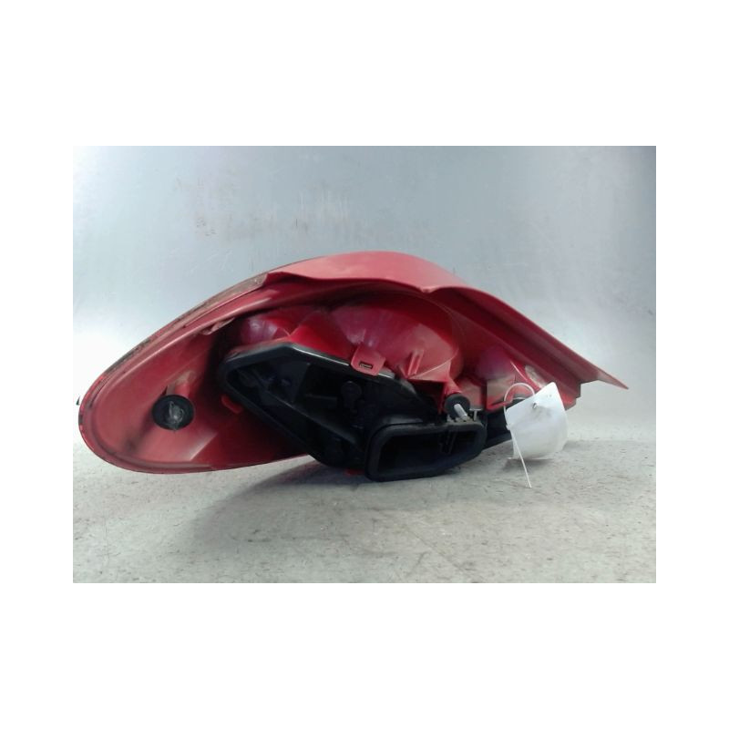 FEU ARRIERE DROIT PEUGEOT 207 5P